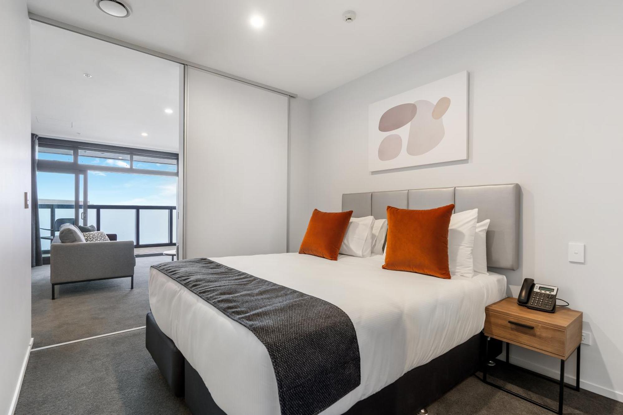 Ramada By Wyndham Newmarket Auckland Szoba fotó